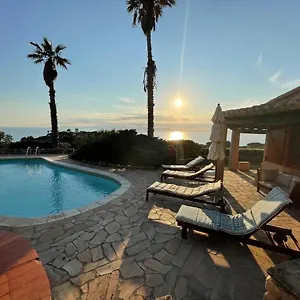 Villa With Swimming Pool And Amazing View Torre delle Stelle